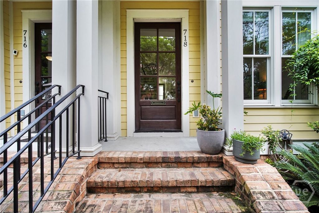 Image 1 of property listing at 718 Tattnall Street, Savannah, GA 31401