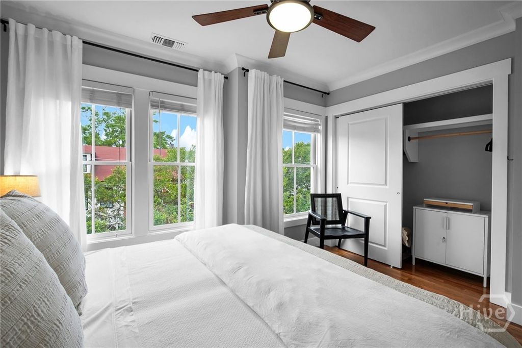 Image 41 of property listing at 718 Tattnall Street, Savannah, GA 31401