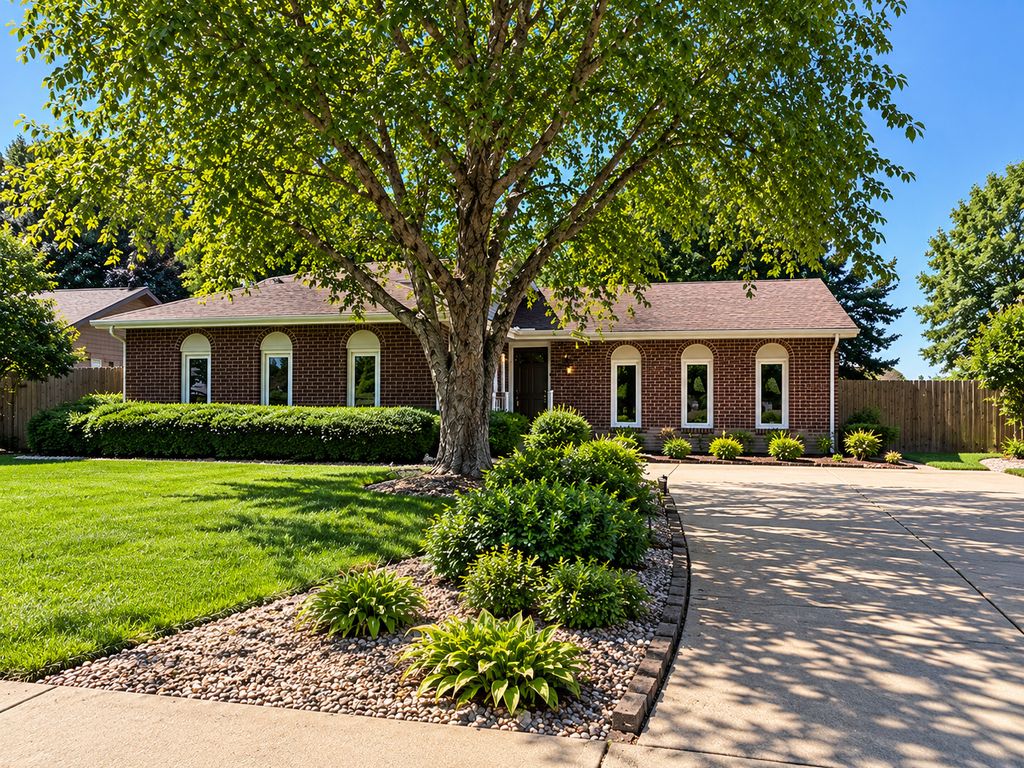 401 Boeing Drive, New Lenox, IL 60451 — photo 2