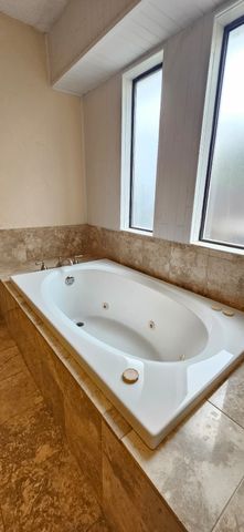 1721 Saint James, Carrollton, TX 75007