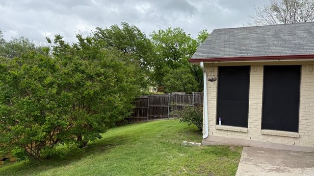 1721 Saint James, Carrollton, TX 75007