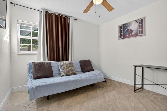 2814 SW Natura Boulevard A, Deerfield Beach, FL 33441