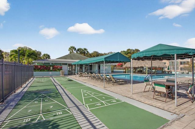 2814 SW Natura Boulevard A, Deerfield Beach, FL 33441