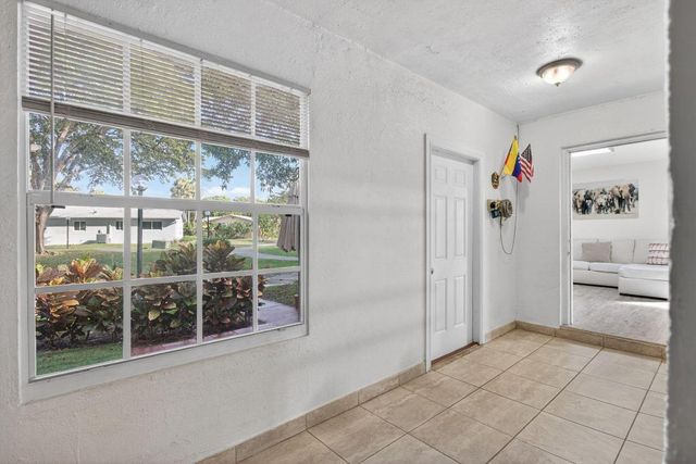 2814 SW Natura Boulevard A, Deerfield Beach, FL 33441