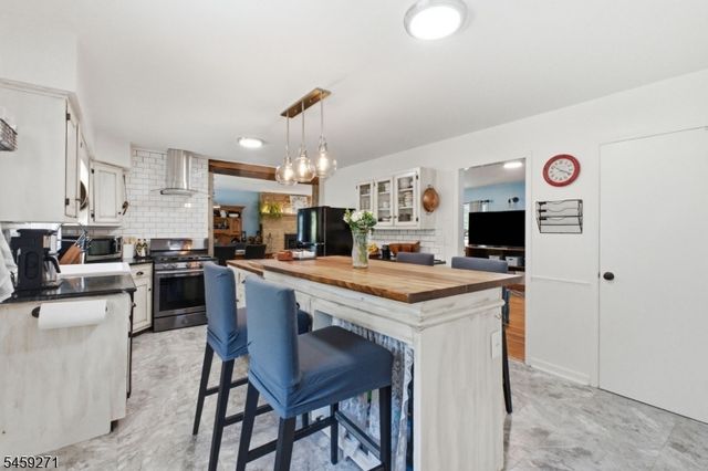 516 County Road 579, Alexandria Twp., NJ 08827