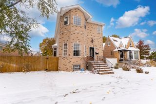 3452 N Newcastle Avenue, Chicago, IL 60634