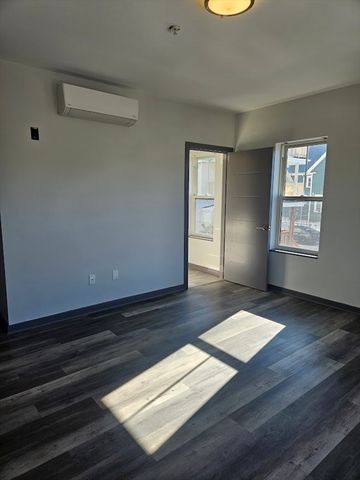 145 Newbury Avenue 8, Quincy, MA 02171