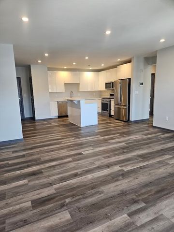 145 Newbury Avenue 8, Quincy, MA 02171