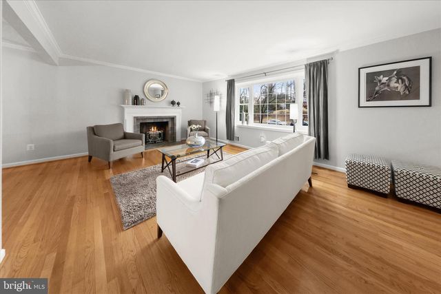 1146 VALLEY DR, Pasadena, MD 21122