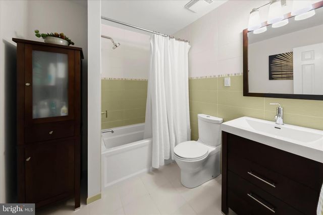 1146 VALLEY DR, Pasadena, MD 21122