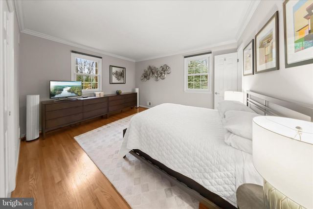 1146 VALLEY DR, Pasadena, MD 21122