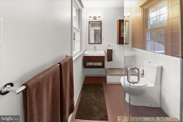 1146 VALLEY DR, Pasadena, MD 21122