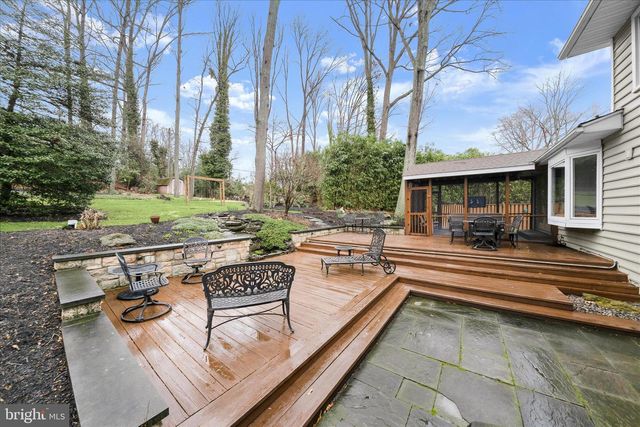 1146 VALLEY DR, Pasadena, MD 21122