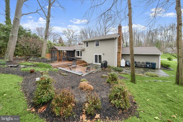 1146 VALLEY DR, Pasadena, MD 21122