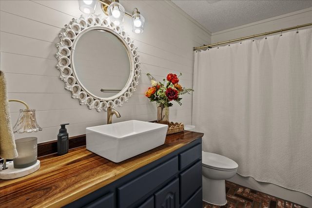 4715 Dell Drive, Greenville, TX 75401