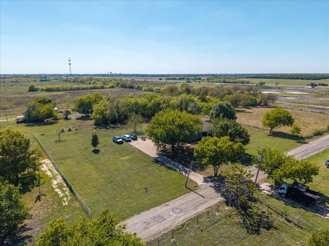 4715 Dell Drive, Greenville, TX 75401