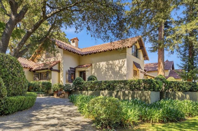 18000 Overlook Road, Los Gatos, CA 95030