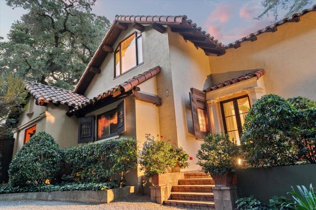 18000 Overlook Road, Los Gatos, CA 95030