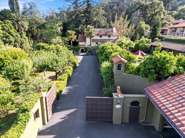 18000 Overlook Road, Los Gatos, CA 95030