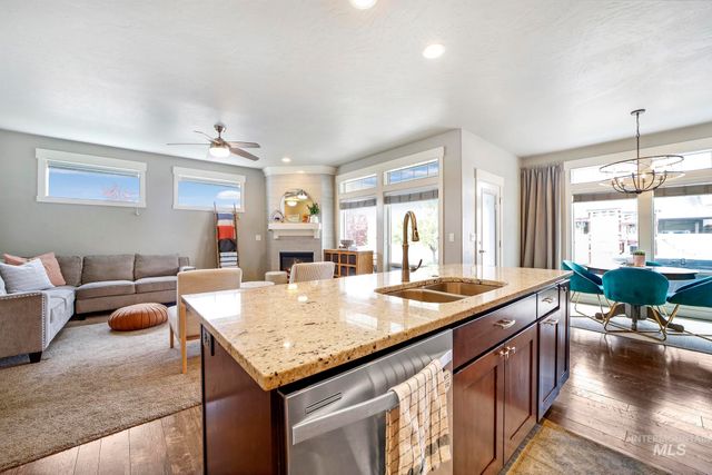 2858 Sunray Loop, Twin Falls, ID 83301