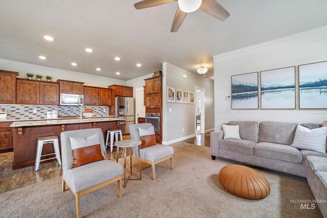 2858 Sunray Loop, Twin Falls, ID 83301