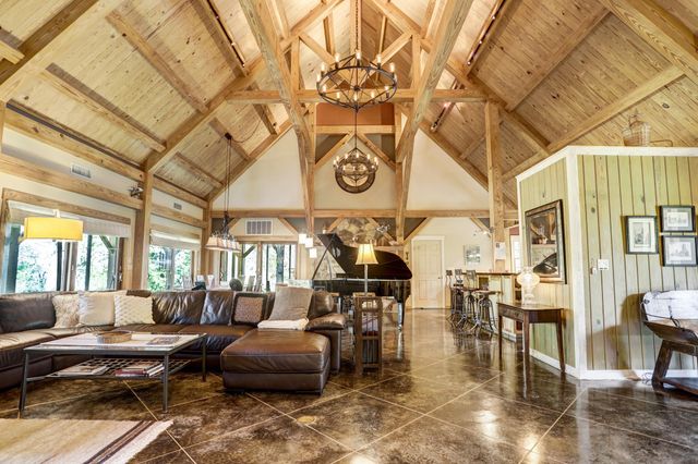 353 Spanish Canyon Trail, West Point, TX 78963