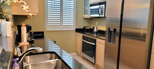 2080 S OCEAN Drive 902, Hallandale Beach, FL 33009