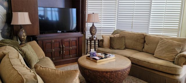 2080 S OCEAN Drive 902, Hallandale Beach, FL 33009