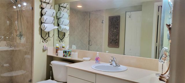 2080 S OCEAN Drive 902, Hallandale Beach, FL 33009