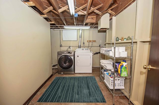 1635 E Elm Street, Springfield, MO 65802