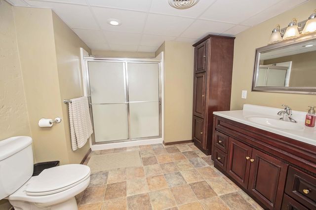1635 E Elm Street, Springfield, MO 65802