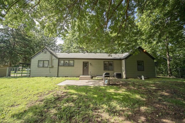 1635 E Elm Street, Springfield, MO 65802