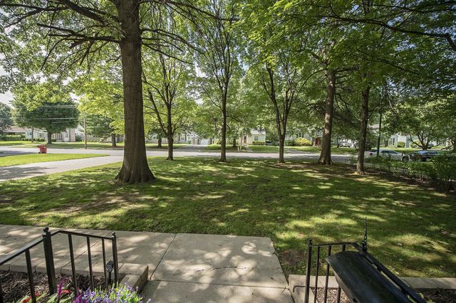 1635 E Elm Street, Springfield, MO 65802