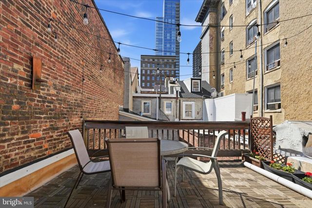 308 S ISEMINGER ST, Philadelphia, PA 19107