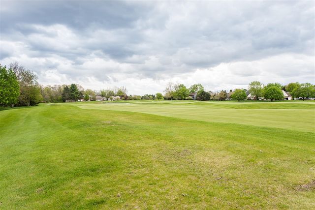 4644 E Sawgrass Drive, Ann Arbor, MI 48108