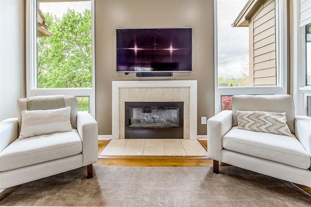 4644 E Sawgrass Drive, Ann Arbor, MI 48108