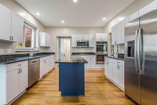 4644 E Sawgrass Drive, Ann Arbor, MI 48108