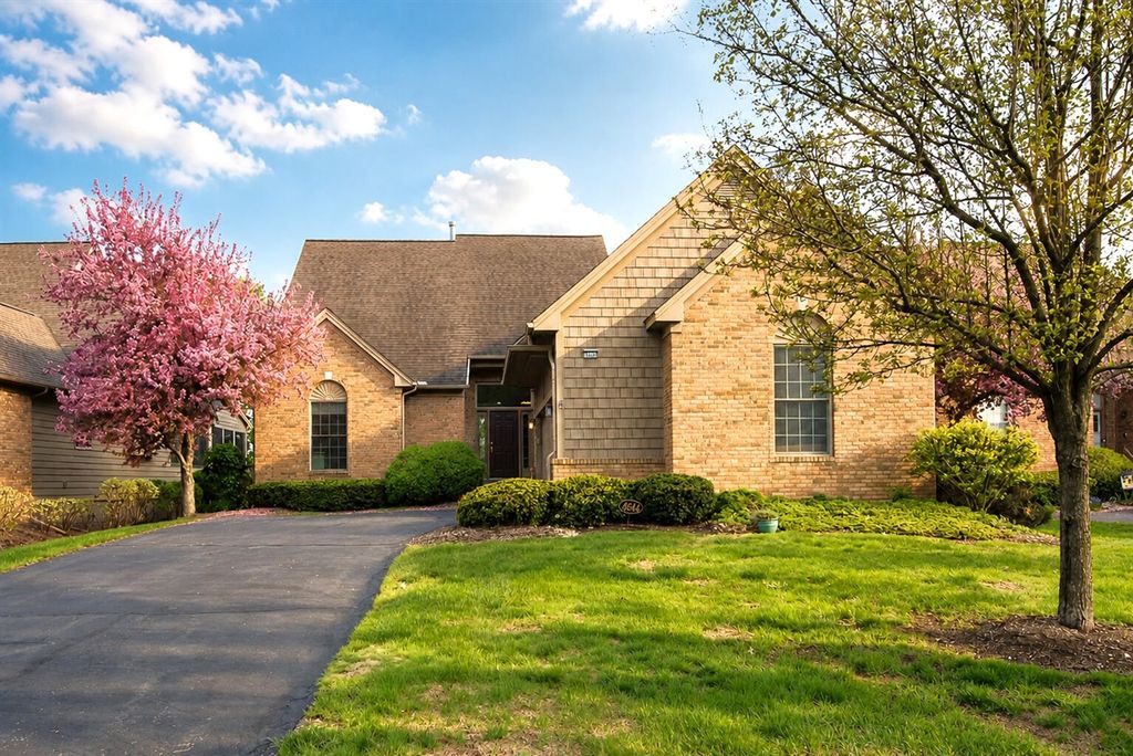 4644 E Sawgrass Drive, Ann Arbor, MI 48108