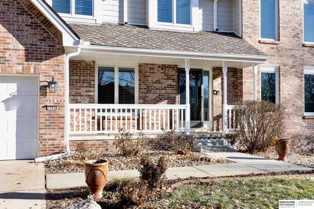 12930 Seward Street, Omaha, NE 68154