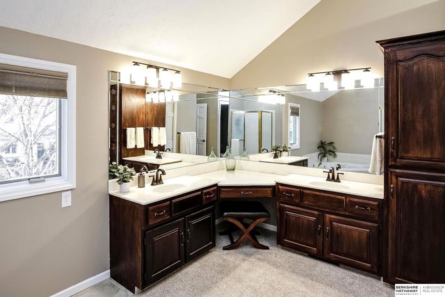 12930 Seward Street, Omaha, NE 68154