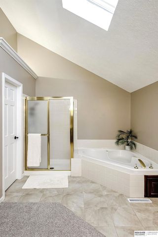 12930 Seward Street, Omaha, NE 68154