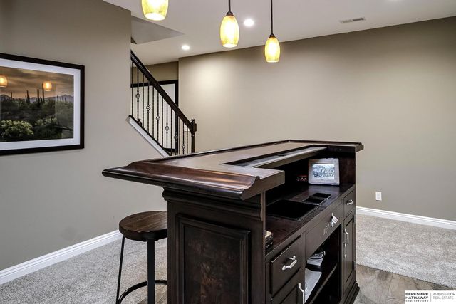 12930 Seward Street, Omaha, NE 68154