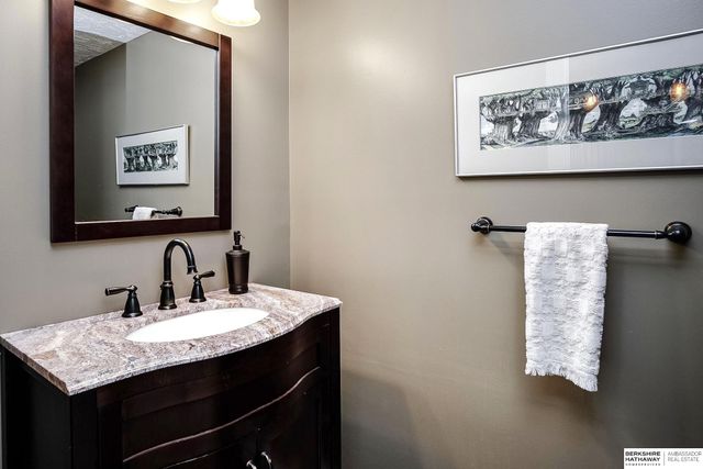 12930 Seward Street, Omaha, NE 68154