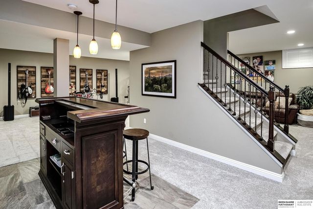 12930 Seward Street, Omaha, NE 68154