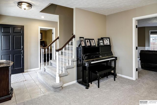 12930 Seward Street, Omaha, NE 68154