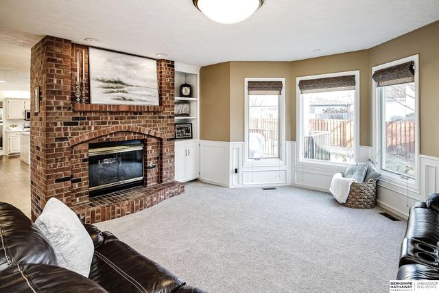 12930 Seward Street, Omaha, NE 68154