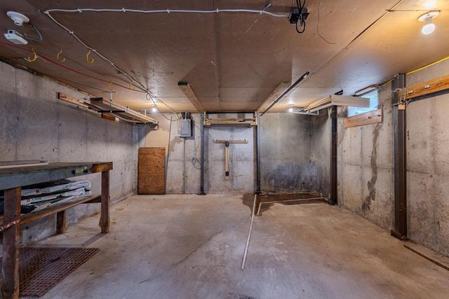 818 E UNION AVENUE, Wausau, WI 54403