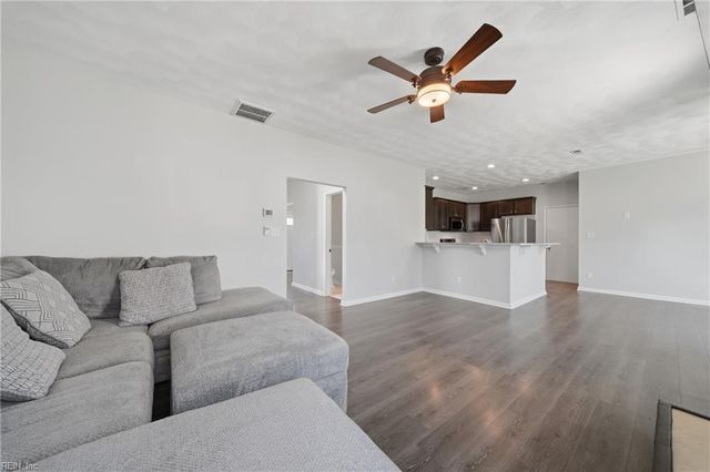 2825 Ridgeboard PL, Chesapeake, VA 23323