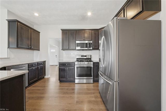 2825 Ridgeboard PL, Chesapeake, VA 23323