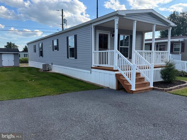 456 BRENDON DR, Leola, PA 17540